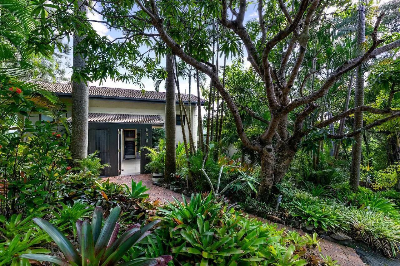 A Little Cove Treasure, Noosa Heads Apartment 0*,  Australia